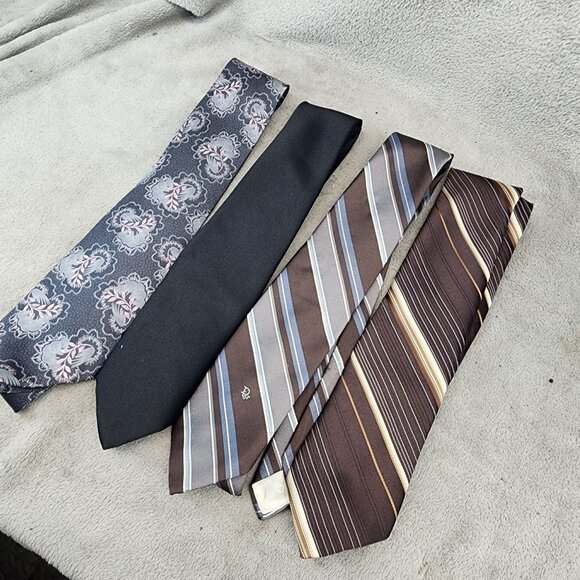 Four Piece Tie Assortment Set Mens Christian Dior Claudio Gatti Velducci - Picture 7 of 8